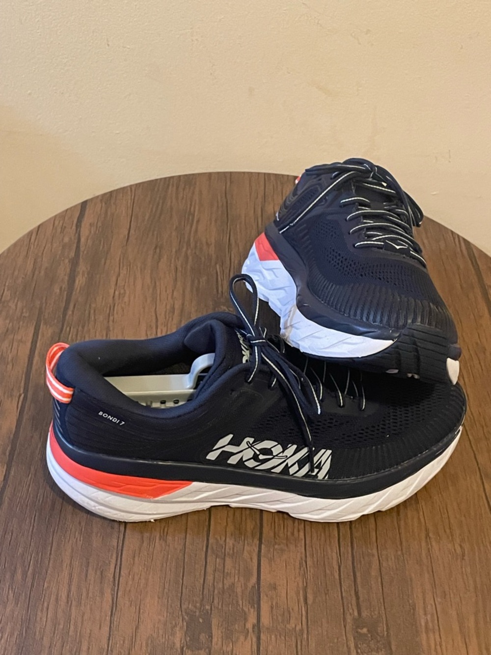 Hoka One One Navy/Coral Bondi 7 Running Shoes 1110529-BIBL W 9.5